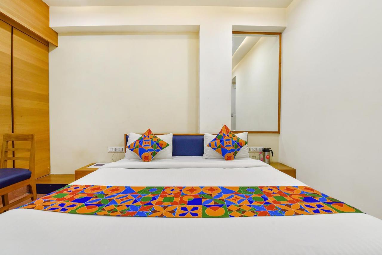 Fabhotel Prime Grand Unity, Changodar Ahmedabad Eksteriør bilde