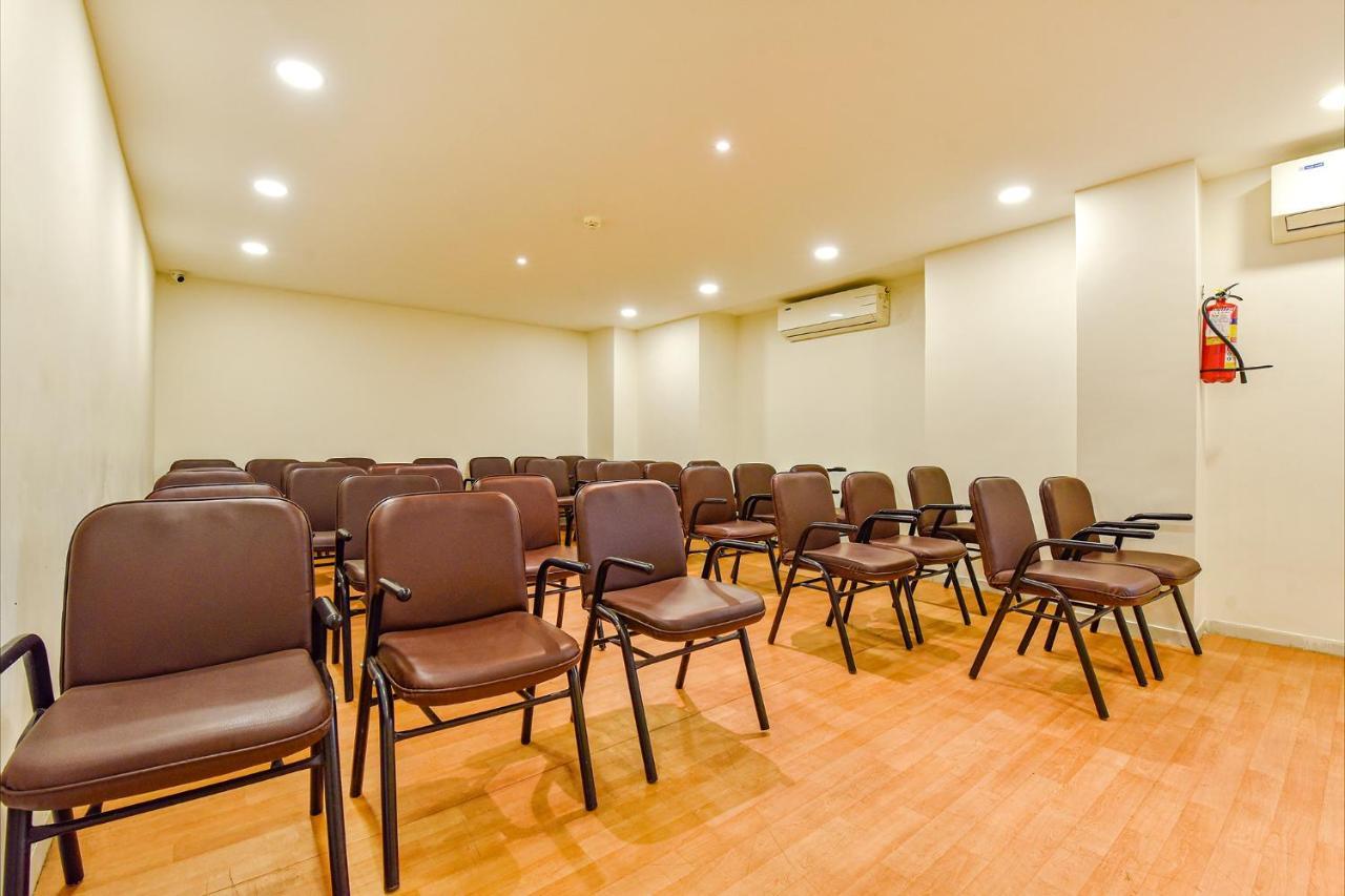 Fabhotel Prime Grand Unity, Changodar Ahmedabad Eksteriør bilde
