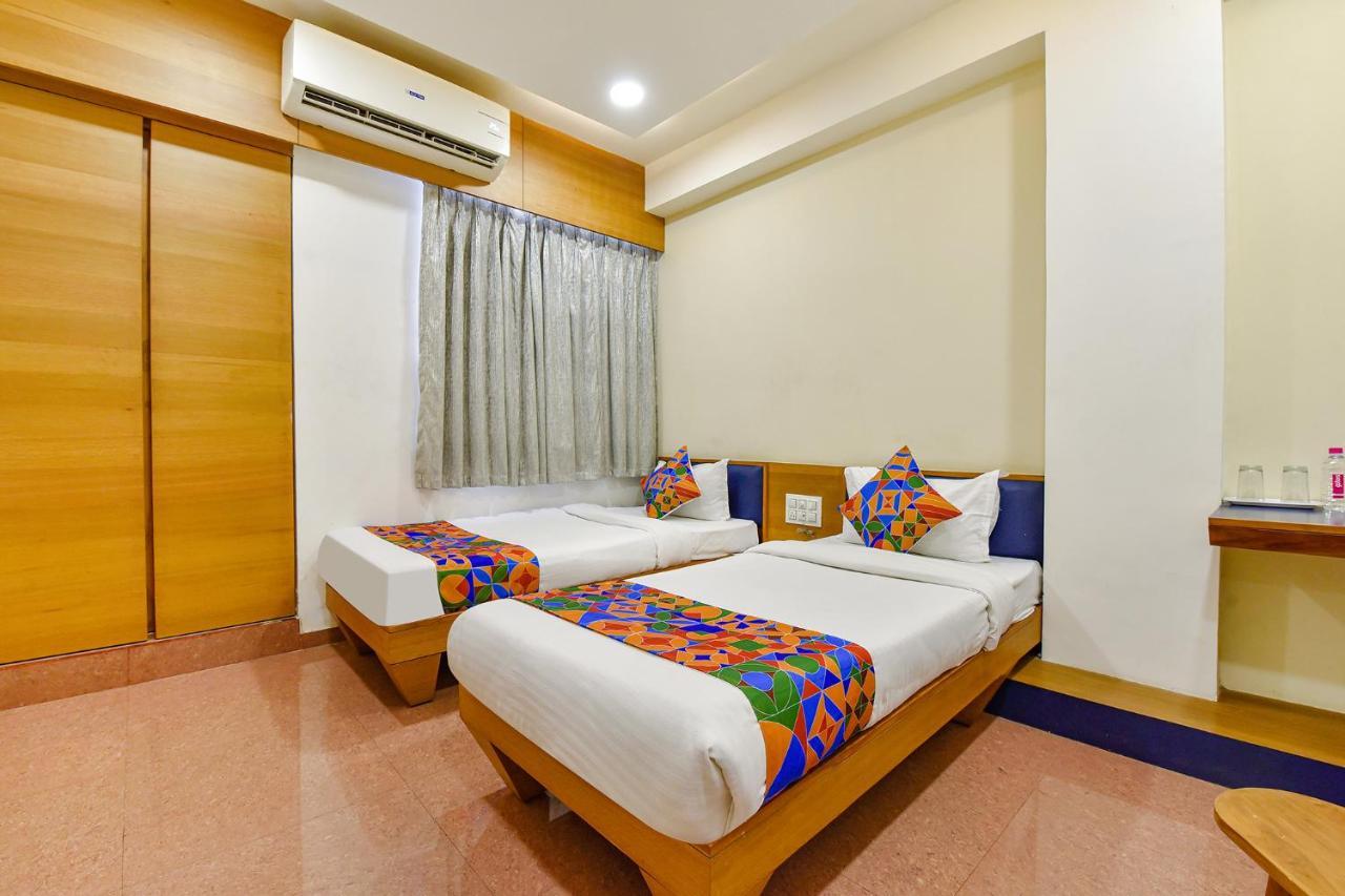 Fabhotel Prime Grand Unity, Changodar Ahmedabad Eksteriør bilde