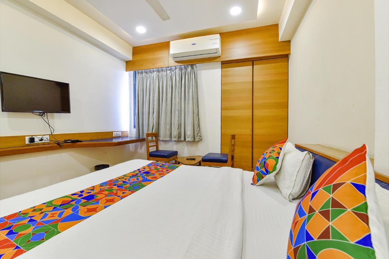 Fabhotel Prime Grand Unity, Changodar Ahmedabad Eksteriør bilde